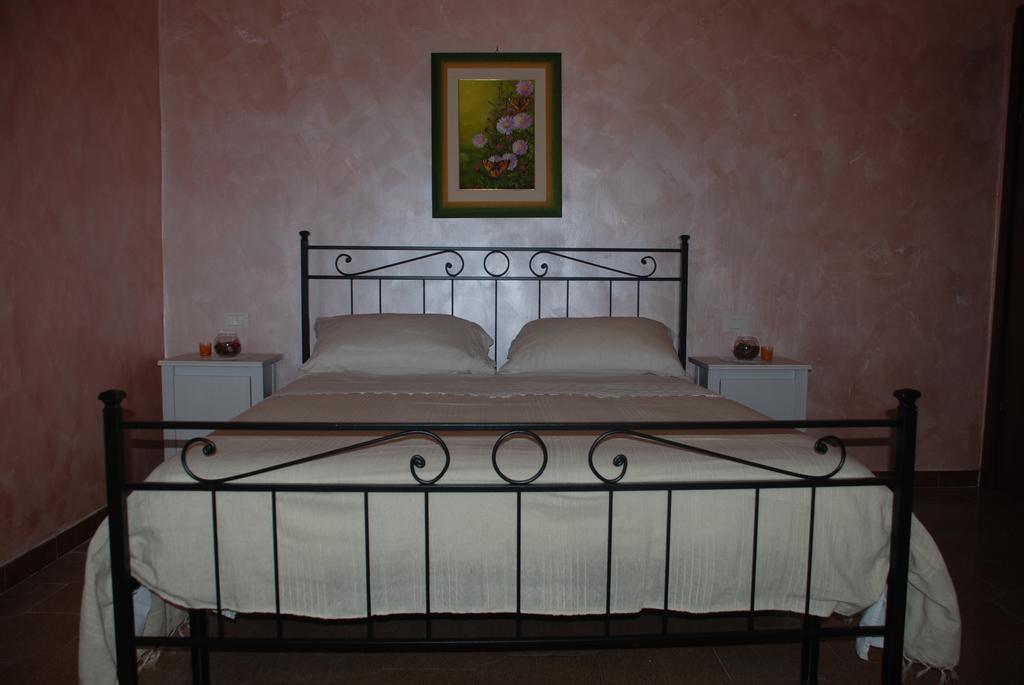 Ernest'S Apartment Фиумичино Екстериор снимка